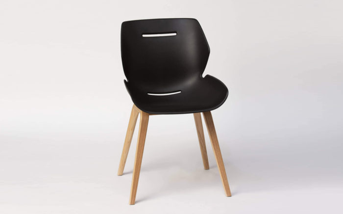 Toon side chair wood